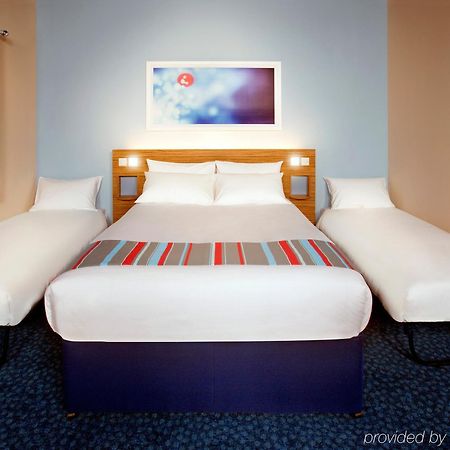 Travelodge London City Airport Ngoại thất bức ảnh