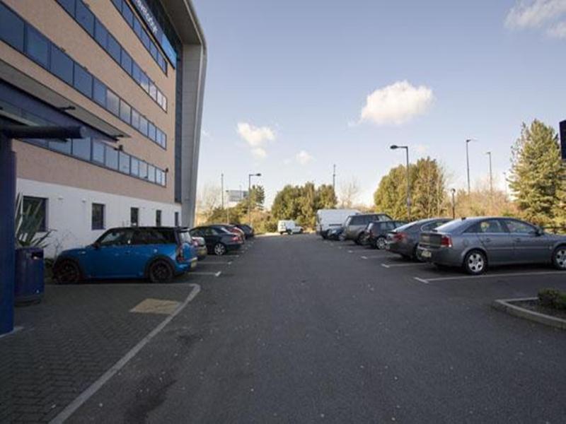Travelodge London City Airport Ngoại thất bức ảnh