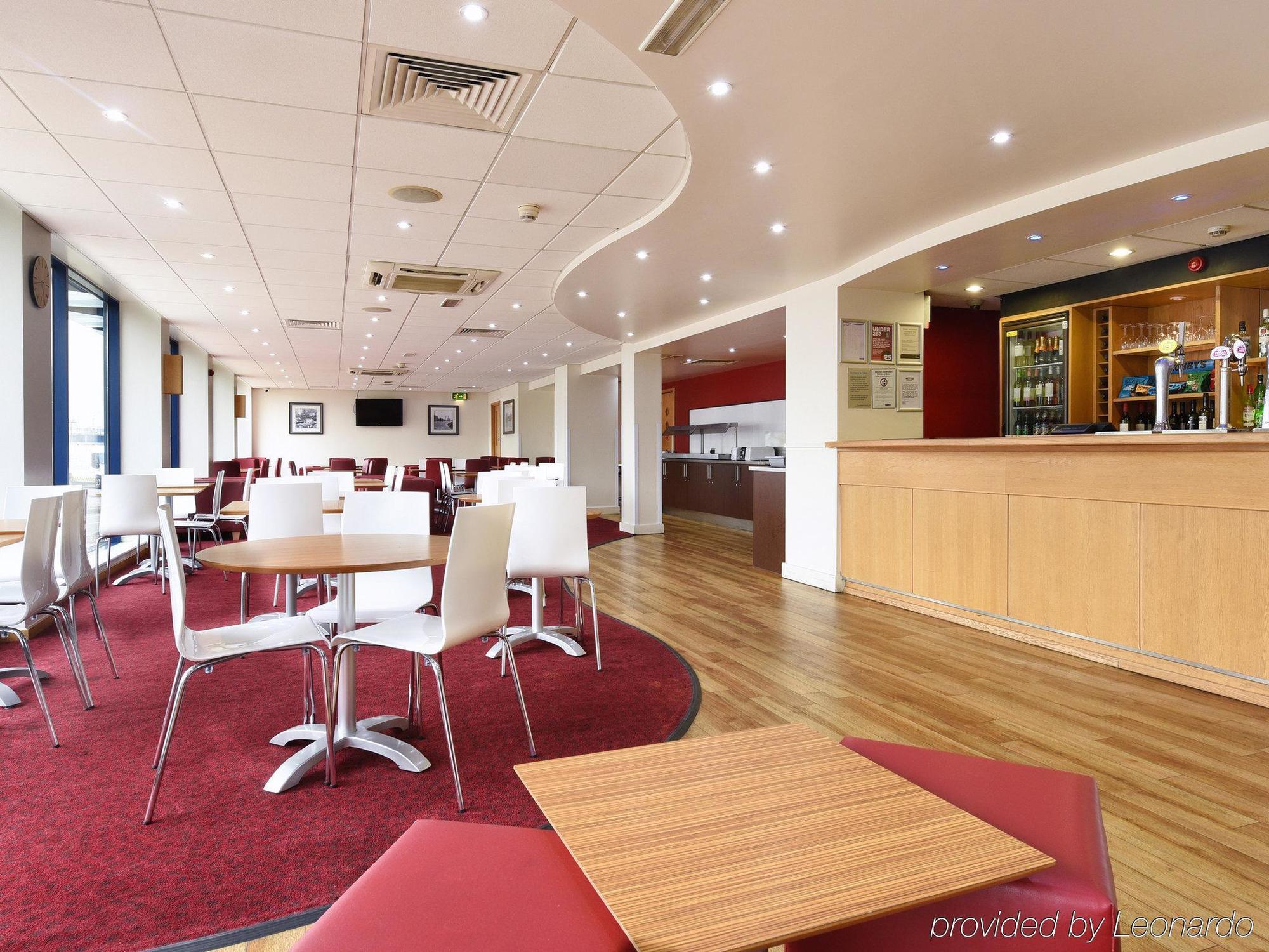 Travelodge London City Airport Ngoại thất bức ảnh